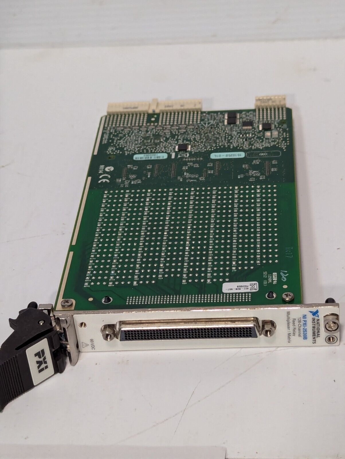 National Instruments PXI-2530B 128-channel reed relay, high-density multiplexer