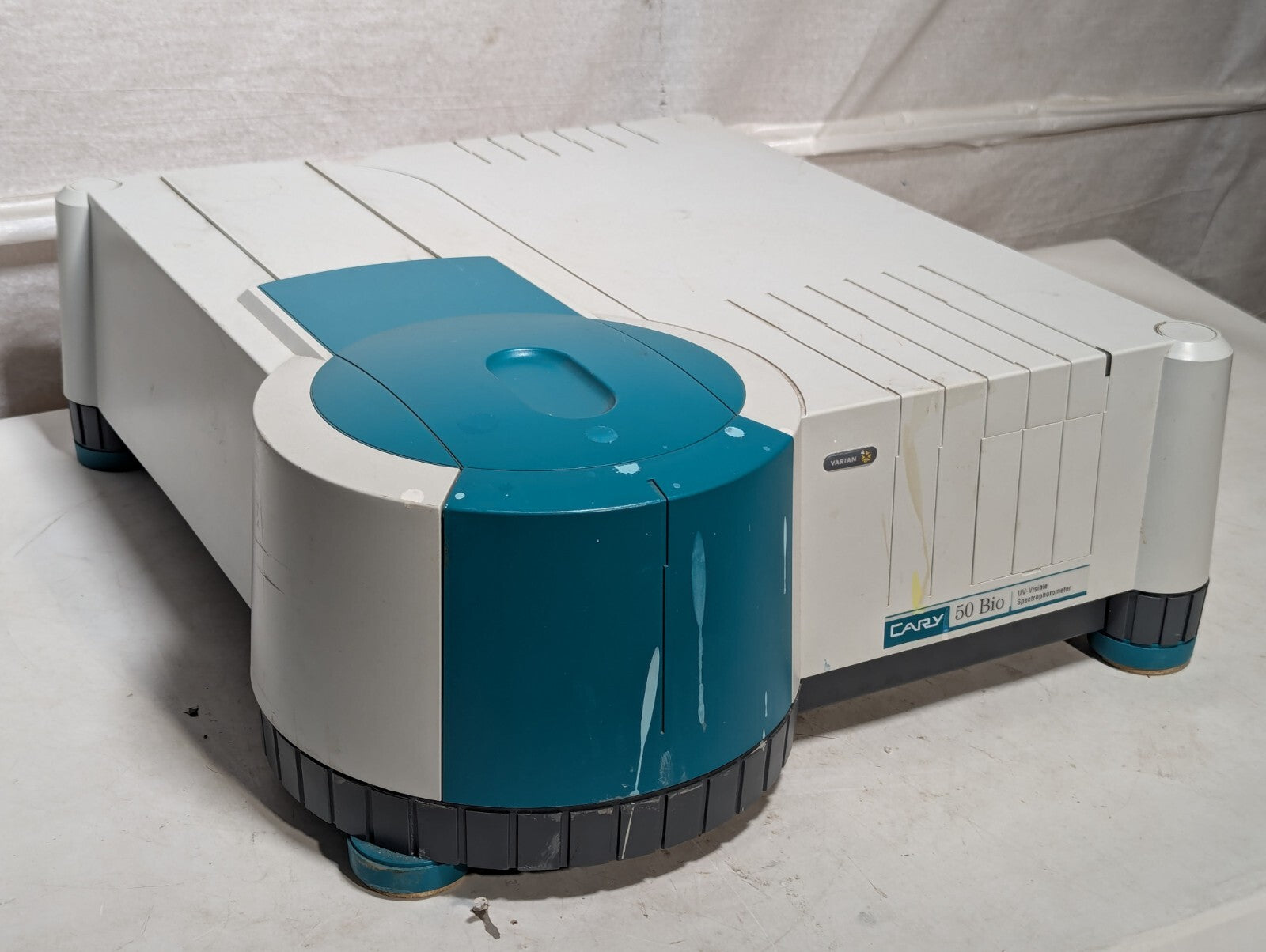 Varian Cary 50 Bio UV-Visible Spectrophotometer