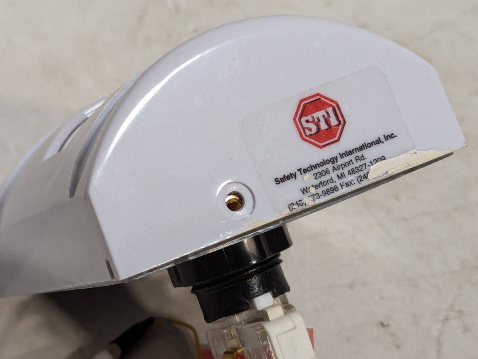(14) Safety Technology 30BM PUSH/TWIST EMERGENCY STOP Button, Clear / eICU Cover