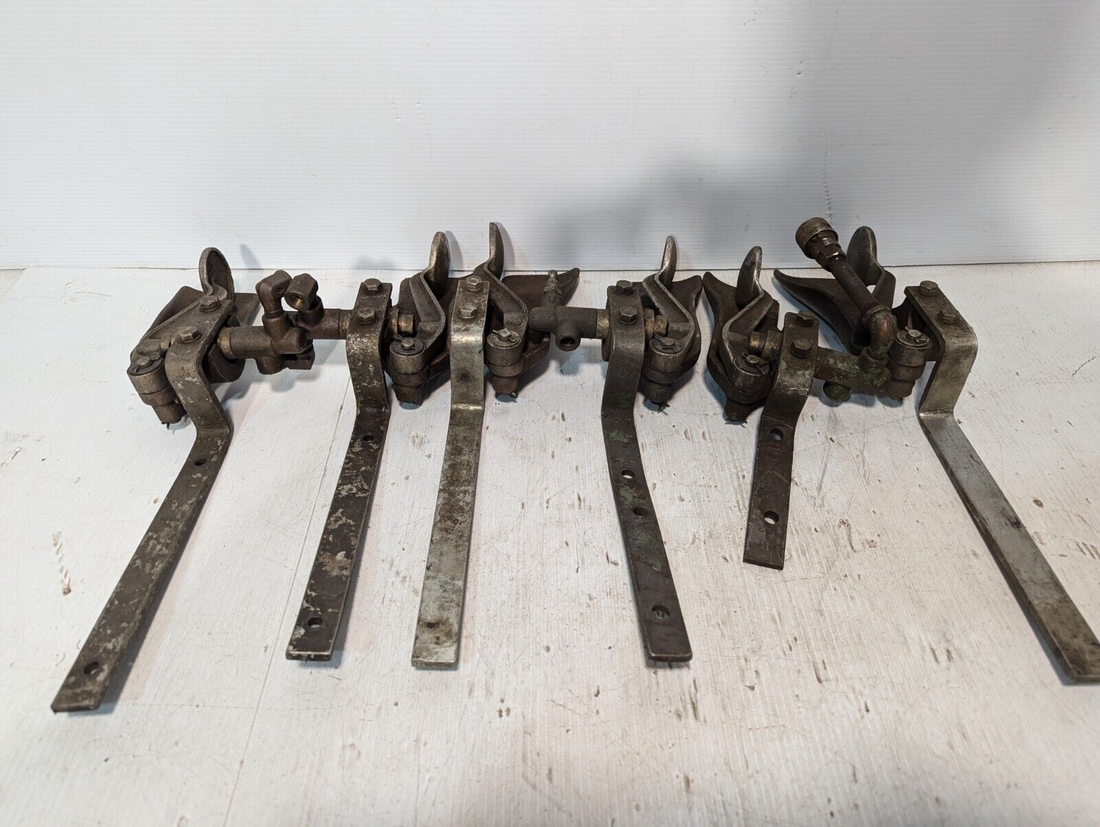 Vintage Schrader 6468 Brass Poppet Valves - Free Shipping
