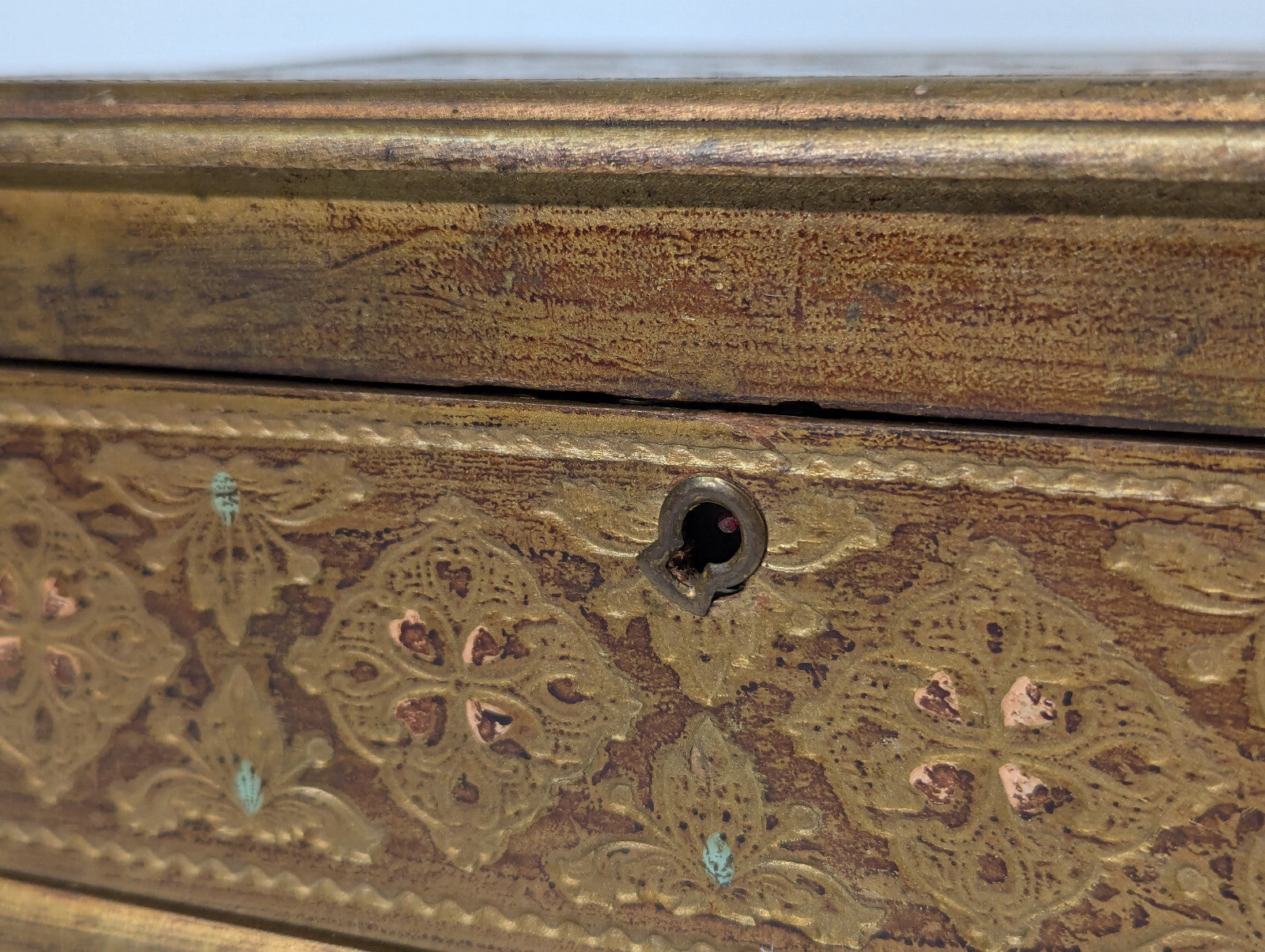Vintage 1960s Gold Florentine Royal Sealy Wooden Drawer Chest Mirror Jewelry Box