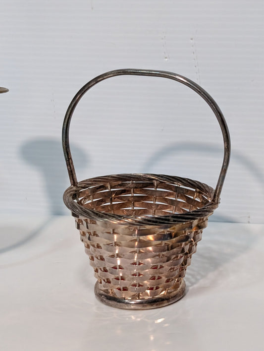Vintage Newport Silver Woven Easter Basket #YB-178 with handle