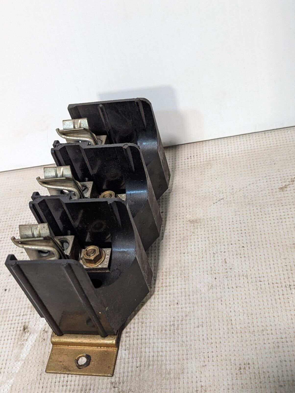 Square D 51140-306-08 Disconnect Switch Fuse Holder, 3-Pole - Free Shipping