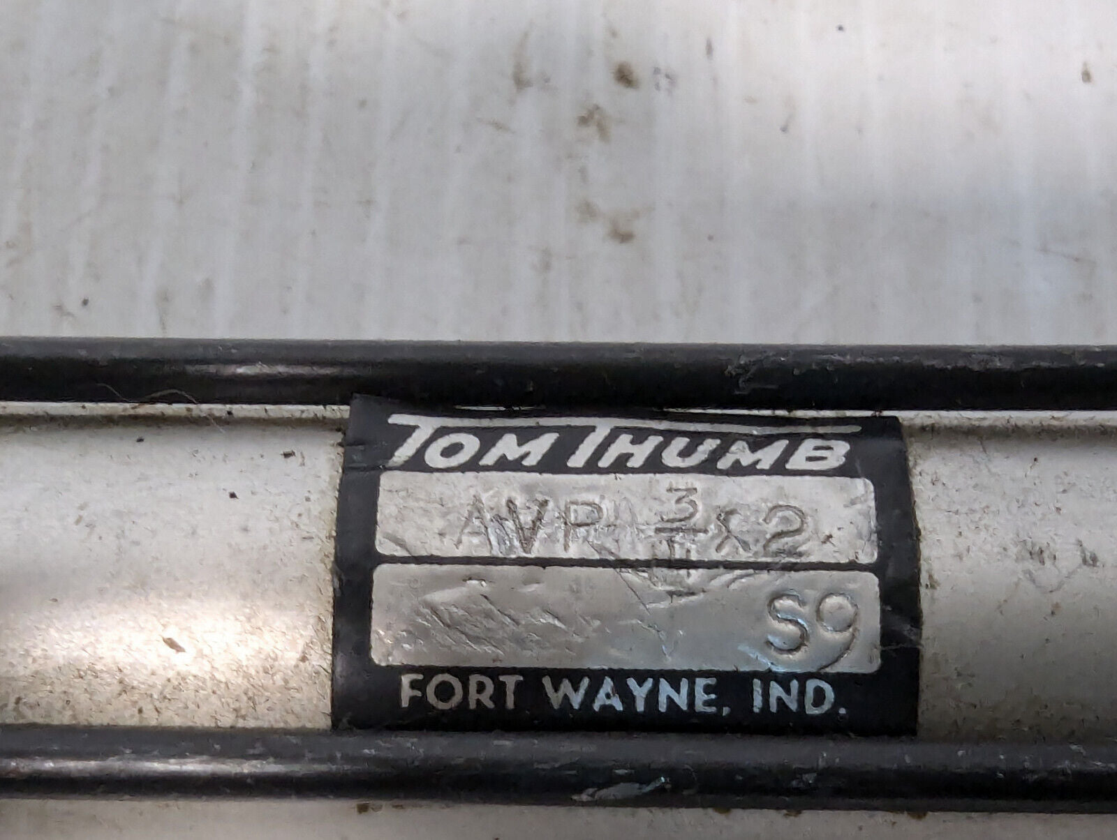 PHD Tom Thumb AVP 3/4 X 2 Pneumatic Cylinder S9 -Made in USA- Free Shipping