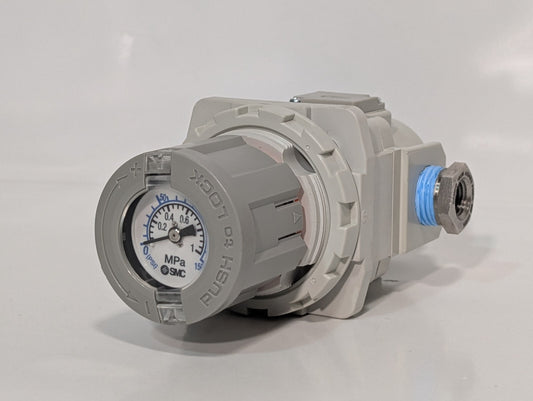 SMC ARG40-NO4G1-NZ-B Pneumatic Regulator w/ Built In Pressure Gauge 7-125 PSI