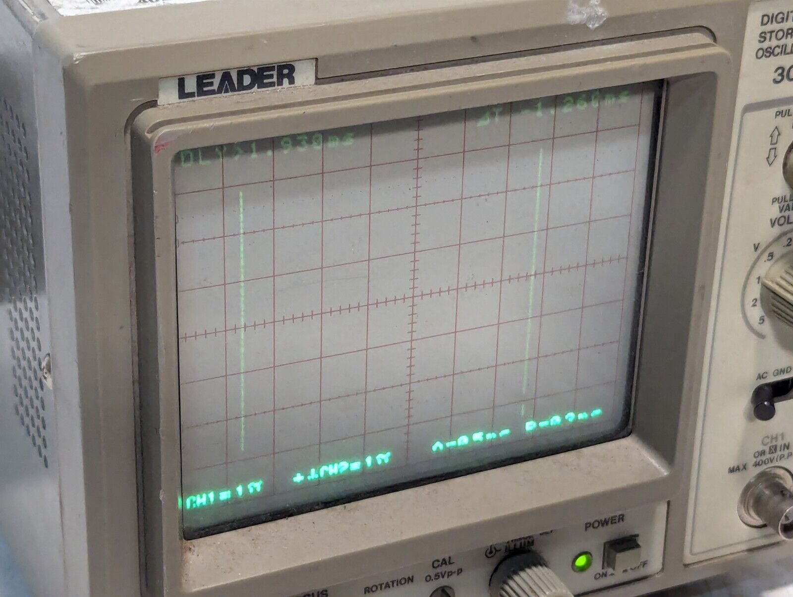 Leader Japan Digital Storage Oscilloscope 3060D 90-250VAC -Free Shipping