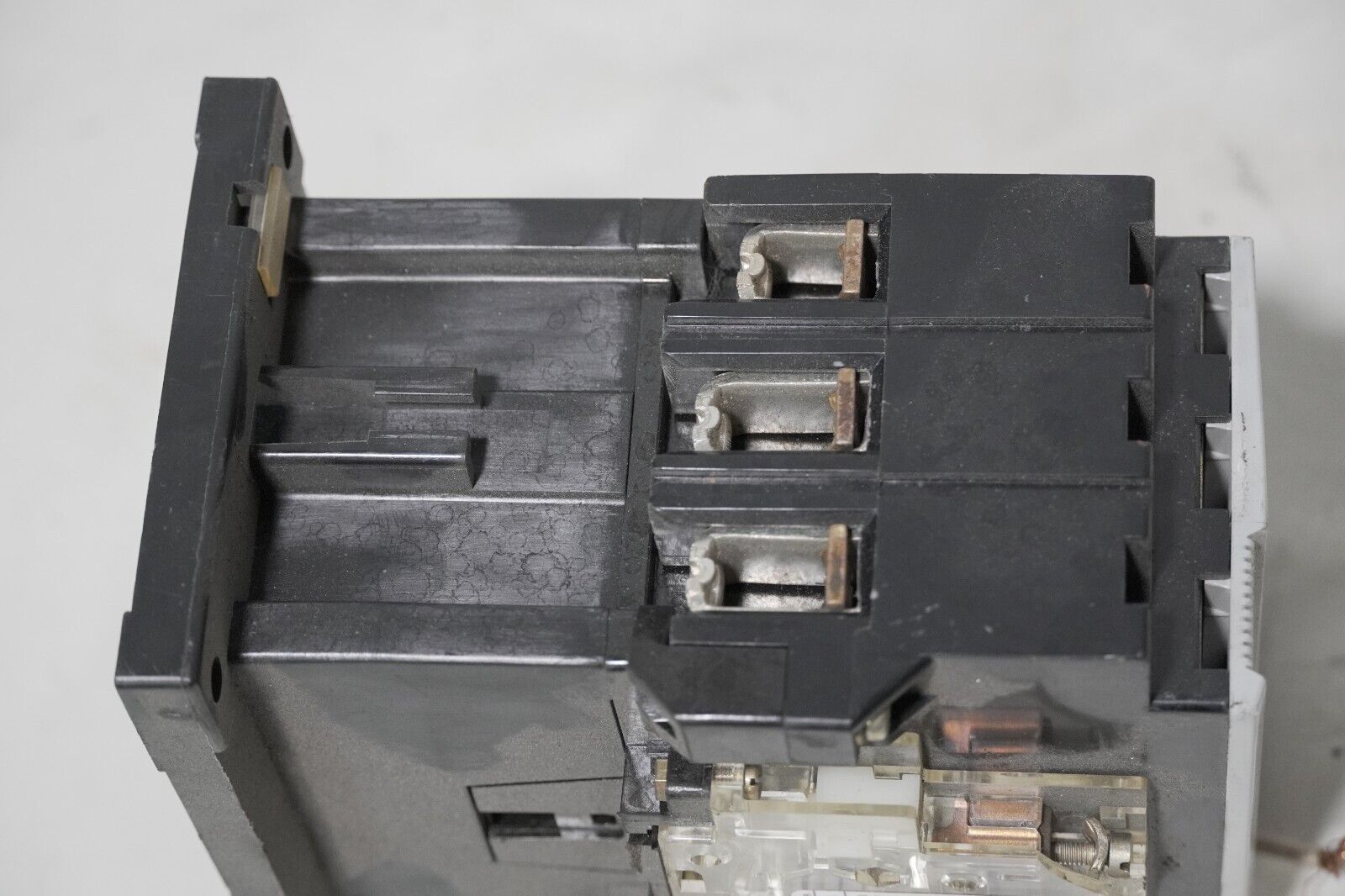 Allen Bradley 100-A60N*3 ser C contactor 3 poles, 60A, 195-GA10 ser A