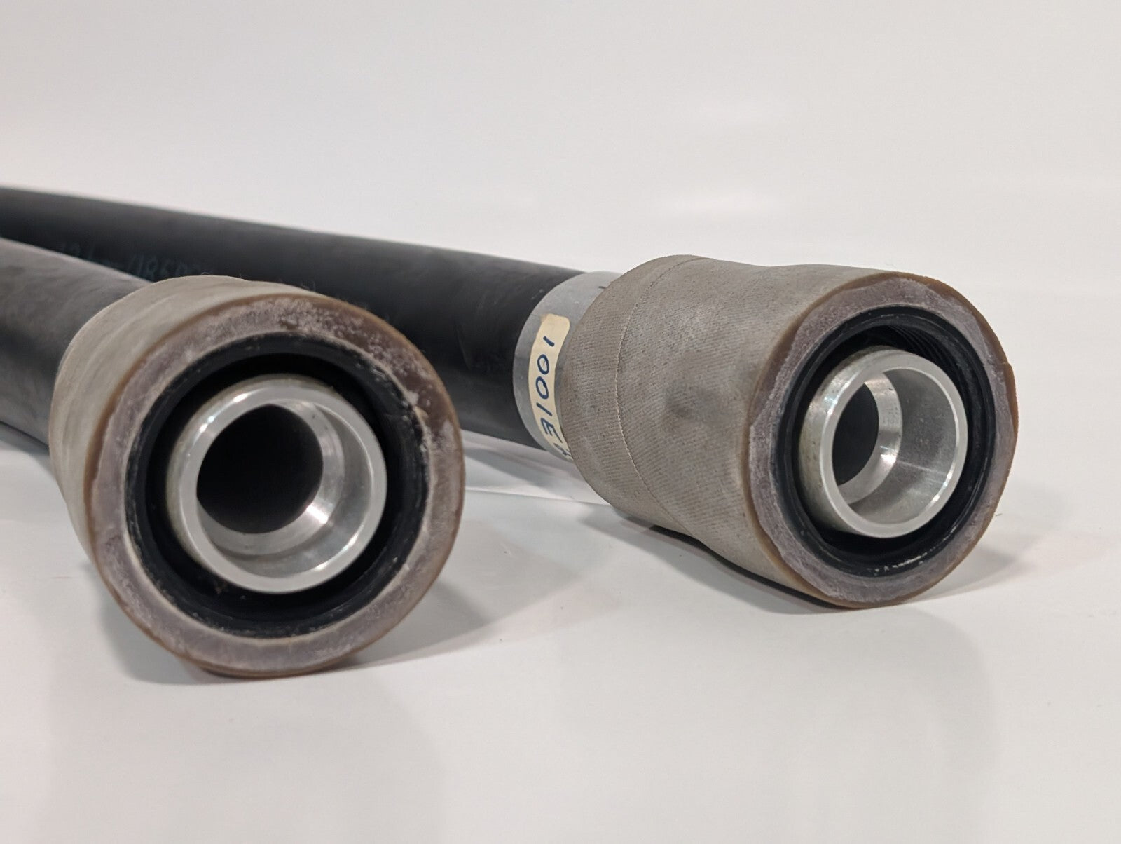 (1) Transair 1001E25 00 01 16 bar Black NBR Compressed Air Pipe, 25mm OD, 0.57m