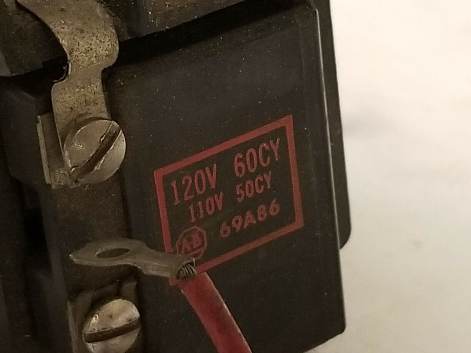Allen Bradley 709-TOD K Size 00 110-550V 1/3 - 2HP with coil 69A86 110/120V