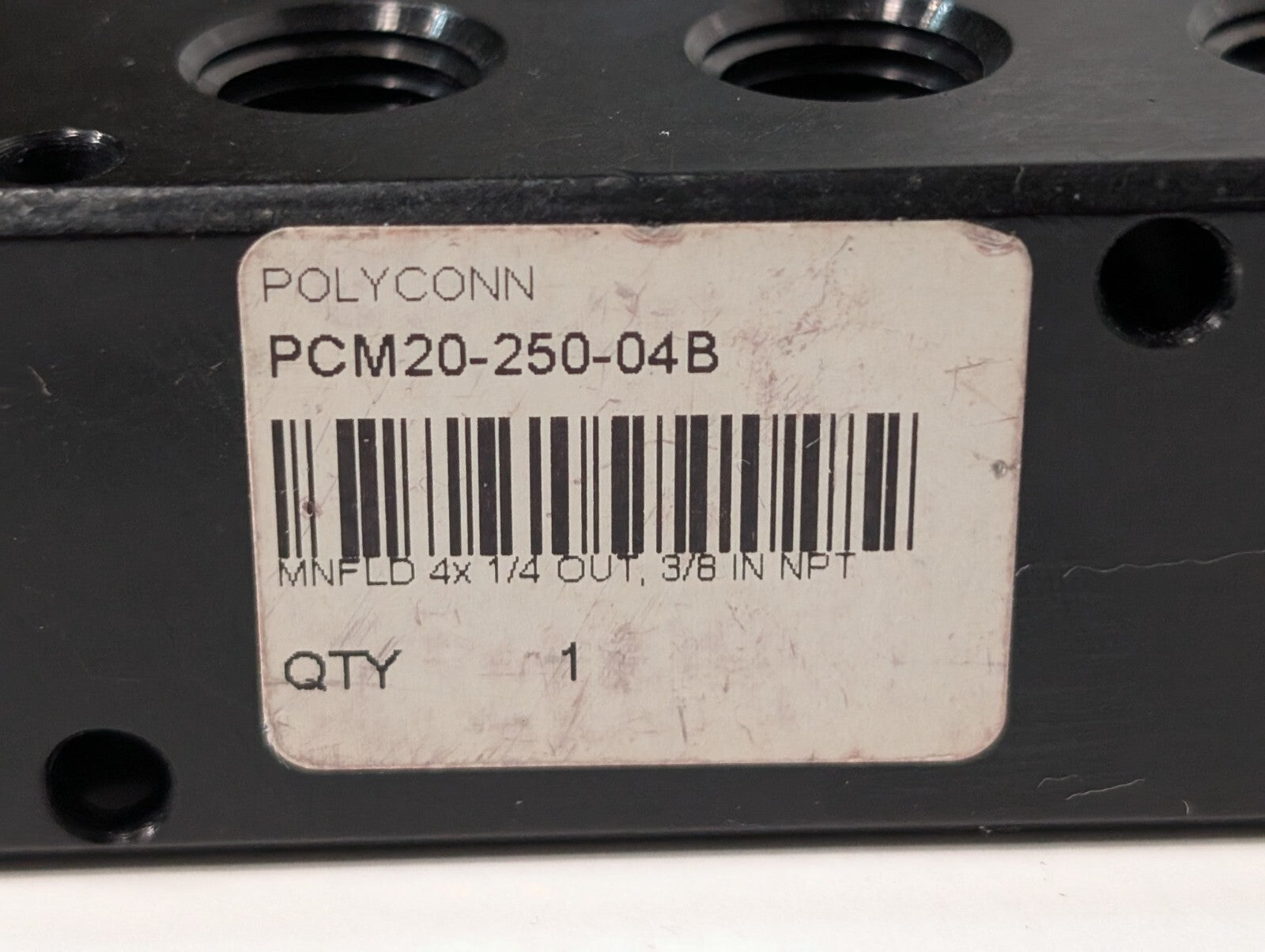 (4) Polyconn PCM20-250-04B Pneumatic Manifold 4x 1/4" NPT Out 3/8" NPT In