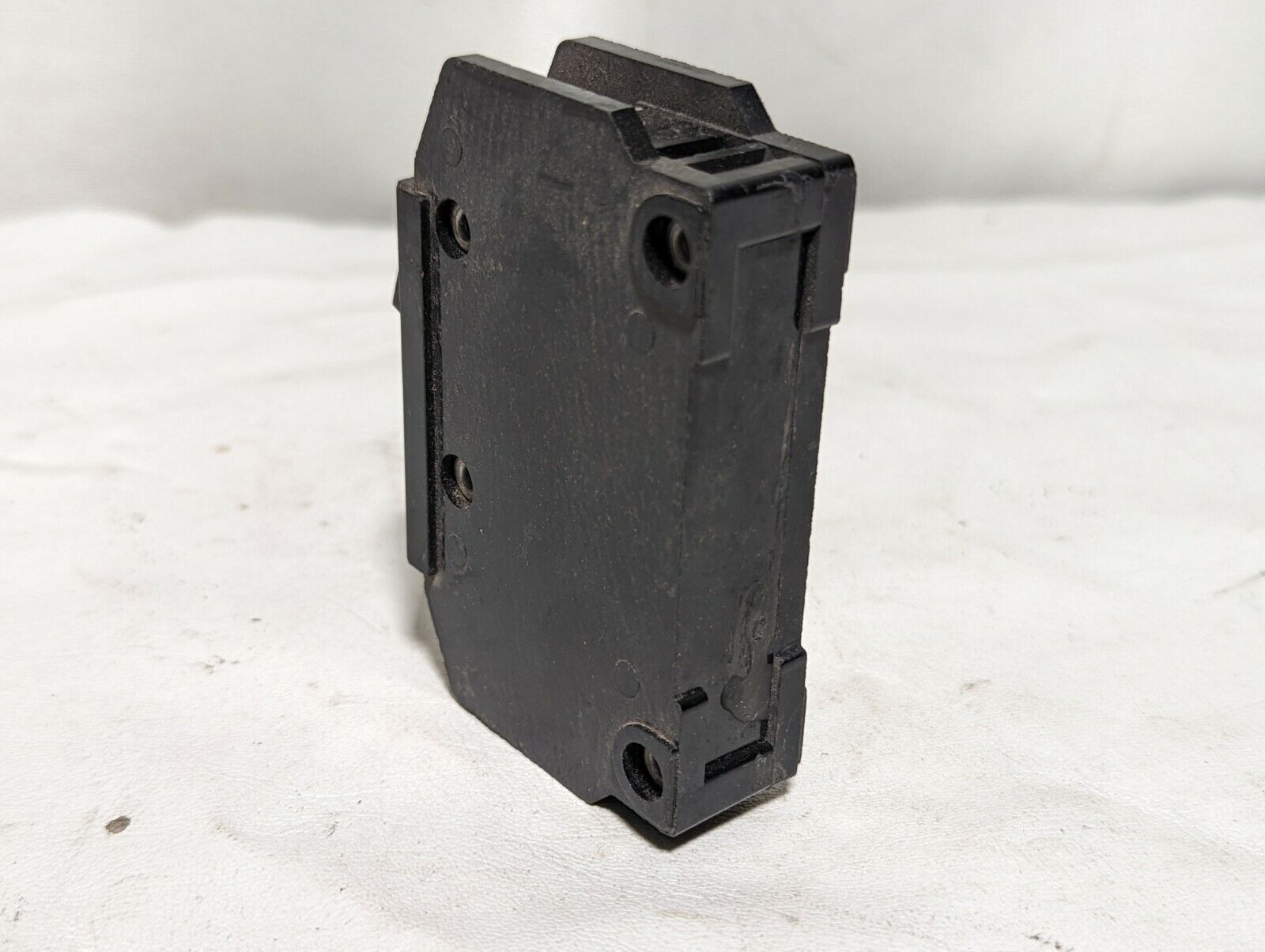 Lot of 14 Westinghouse QCL1015, QC115 circuit breakers, 15A, 1 pole, 120/240VAC