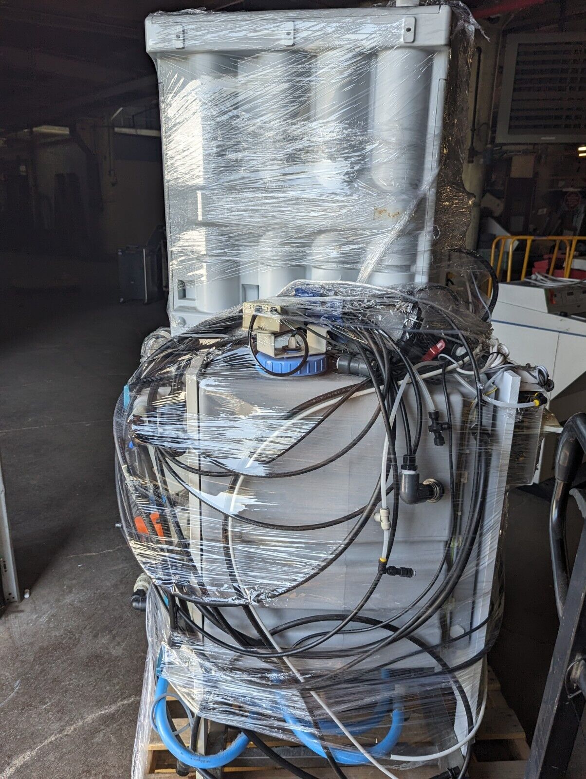 Millipore ZSNACDP01, Elix 70 - CAPA II ZLXS60070 water purification system
