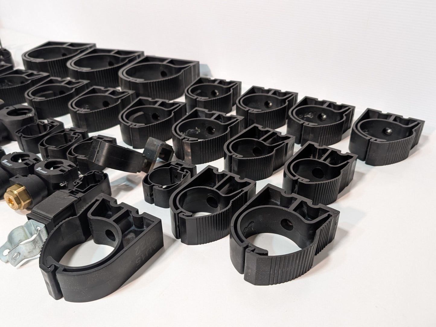 (80) Connectors for Pneumatic Aluminum Tubes Airnet Pipe Clamps Transair Outlets