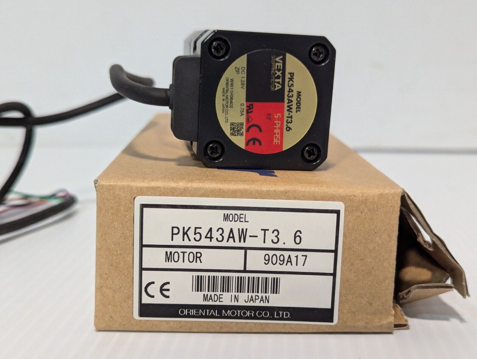 Oriental Motor Vexta PK543AW-T3.6 5-Phase Stepping Motor - Free Shipping+Returns