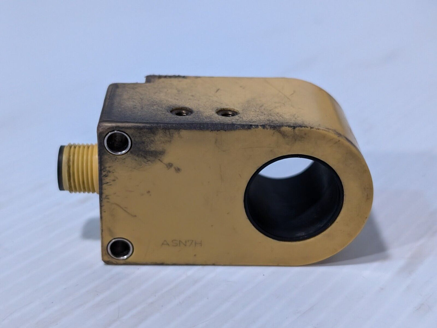 Turck Bi20R-W30-DAP6X-H1141 Inductive Proximity Switch Sensor - Free Shipping