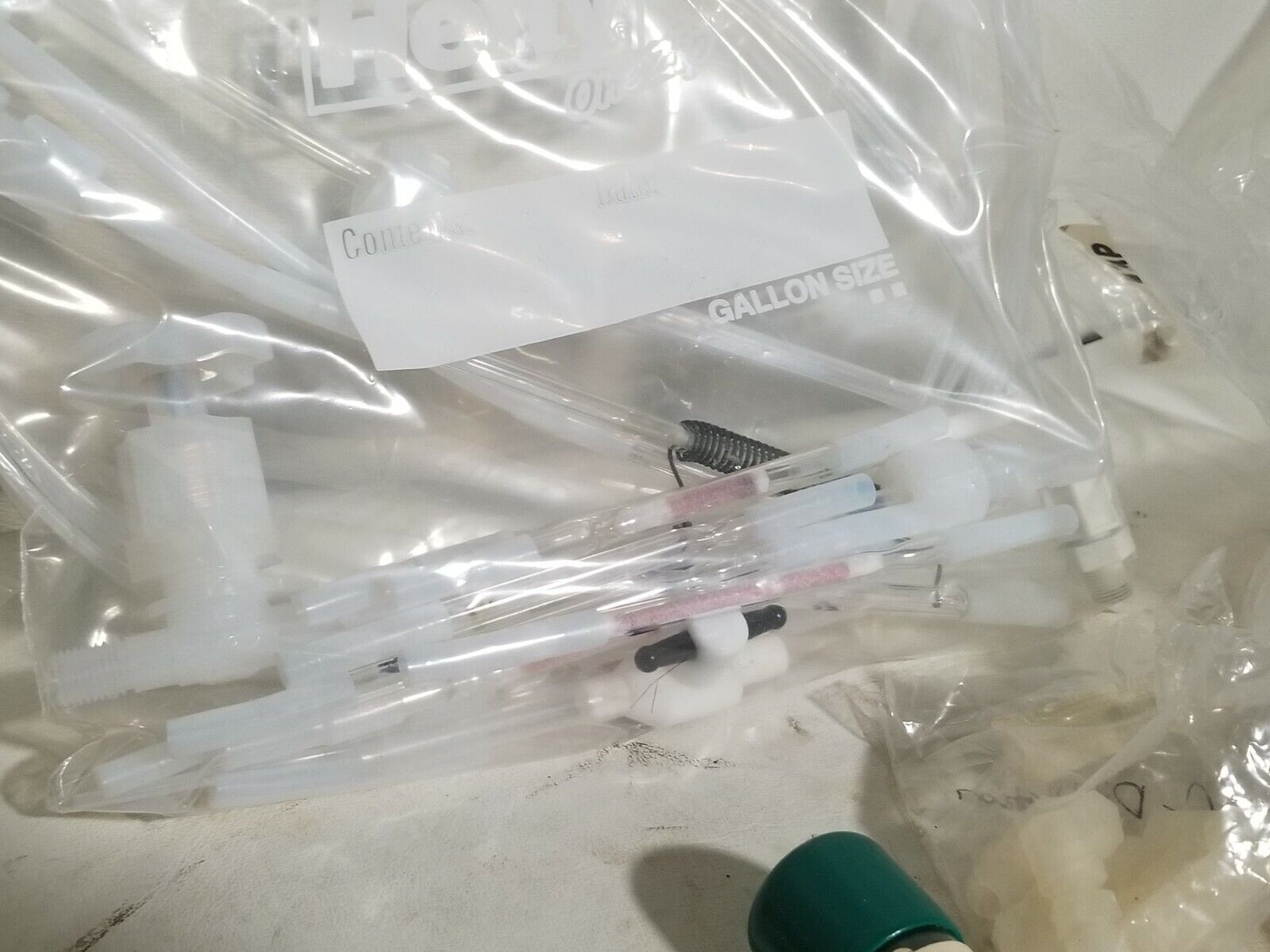 Lot of Oxiclear Disposable Gas Purifier Model DGP-250-R1 and assorted equipment