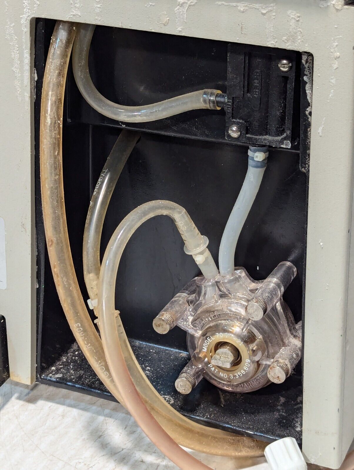 Sorvall CW2 Cellwasher 2 Centrifuge, 3200rpm, 350w, 115v @ 60Hz with power cable