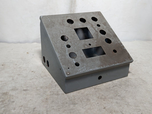 7-button, 4-light, 2-gauge pushbutton enclosure