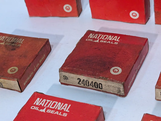 (1) National Oil Seals 240400 Oil Seal by Federal Mogul