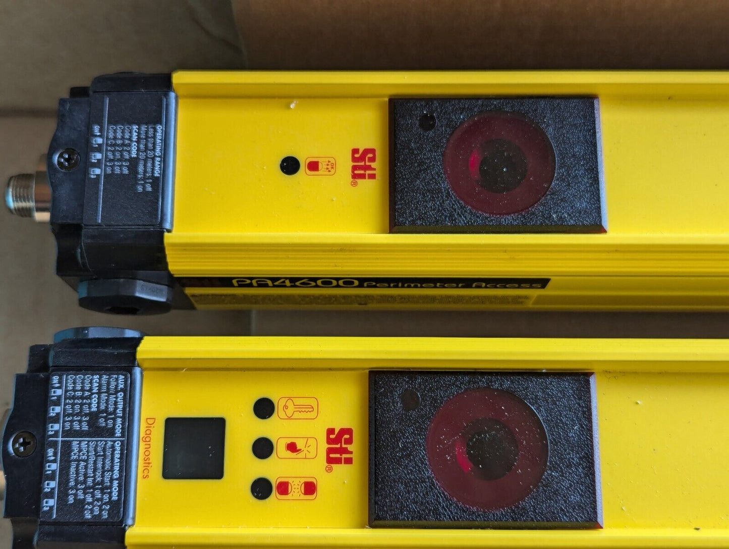 STI 82560-0010 light curtain set, transmitter/receiver pair