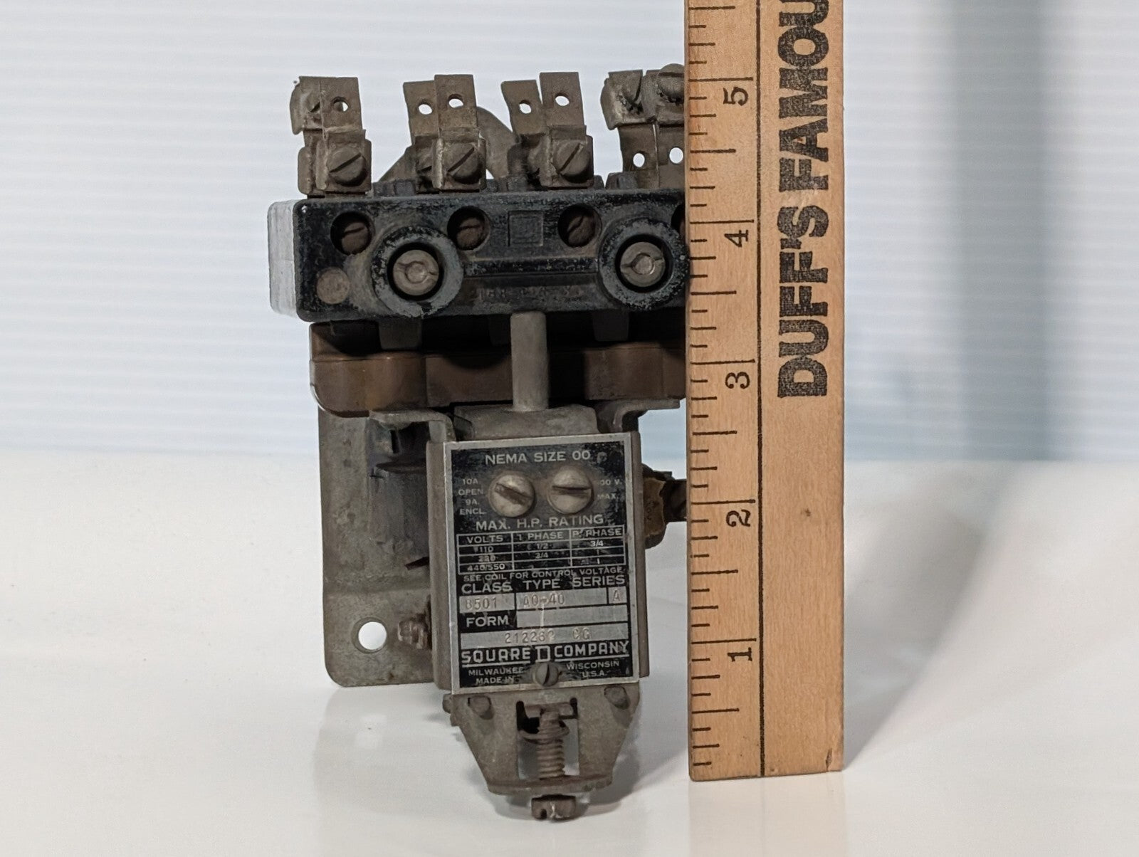 Square D 8501 A0-40 Machine Tool Relay, Series A, 110v Coil, NEMA 00