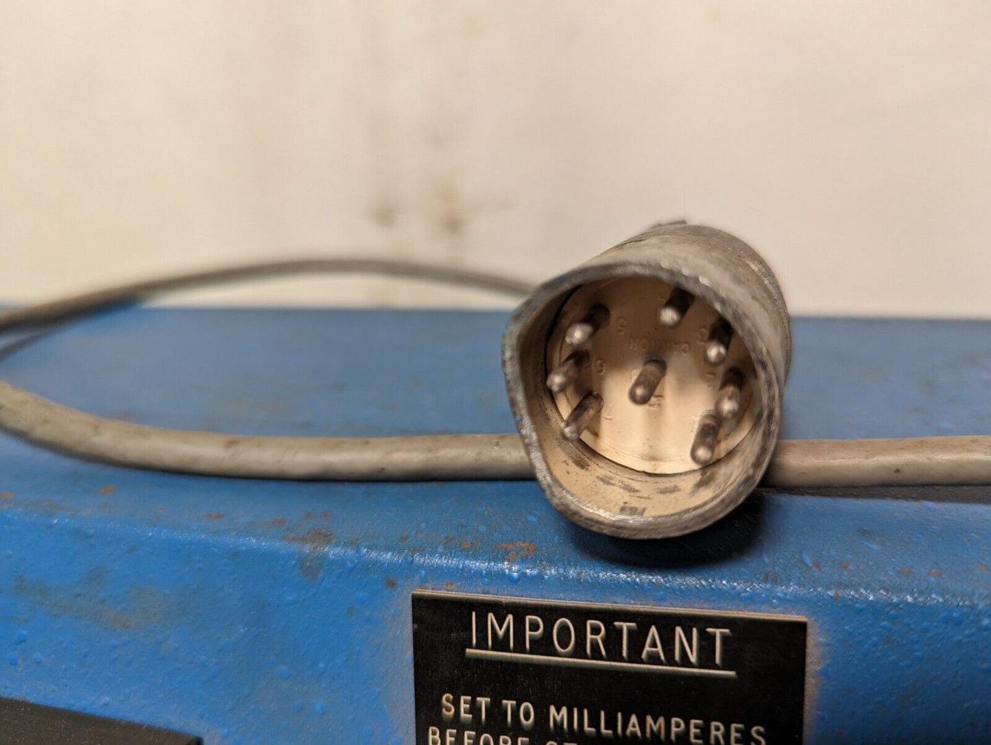 Custom ammeter/voltmeter with 8-pin Cannon plug