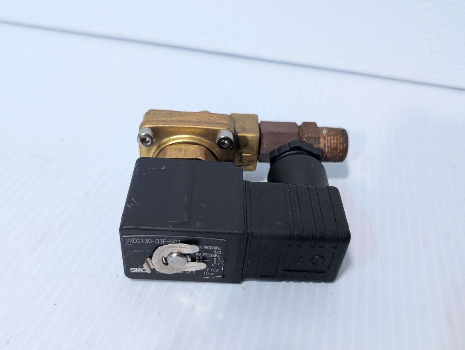 SMC VXD2130-03F-5D1 Solenoid Control Valve - Free Returns