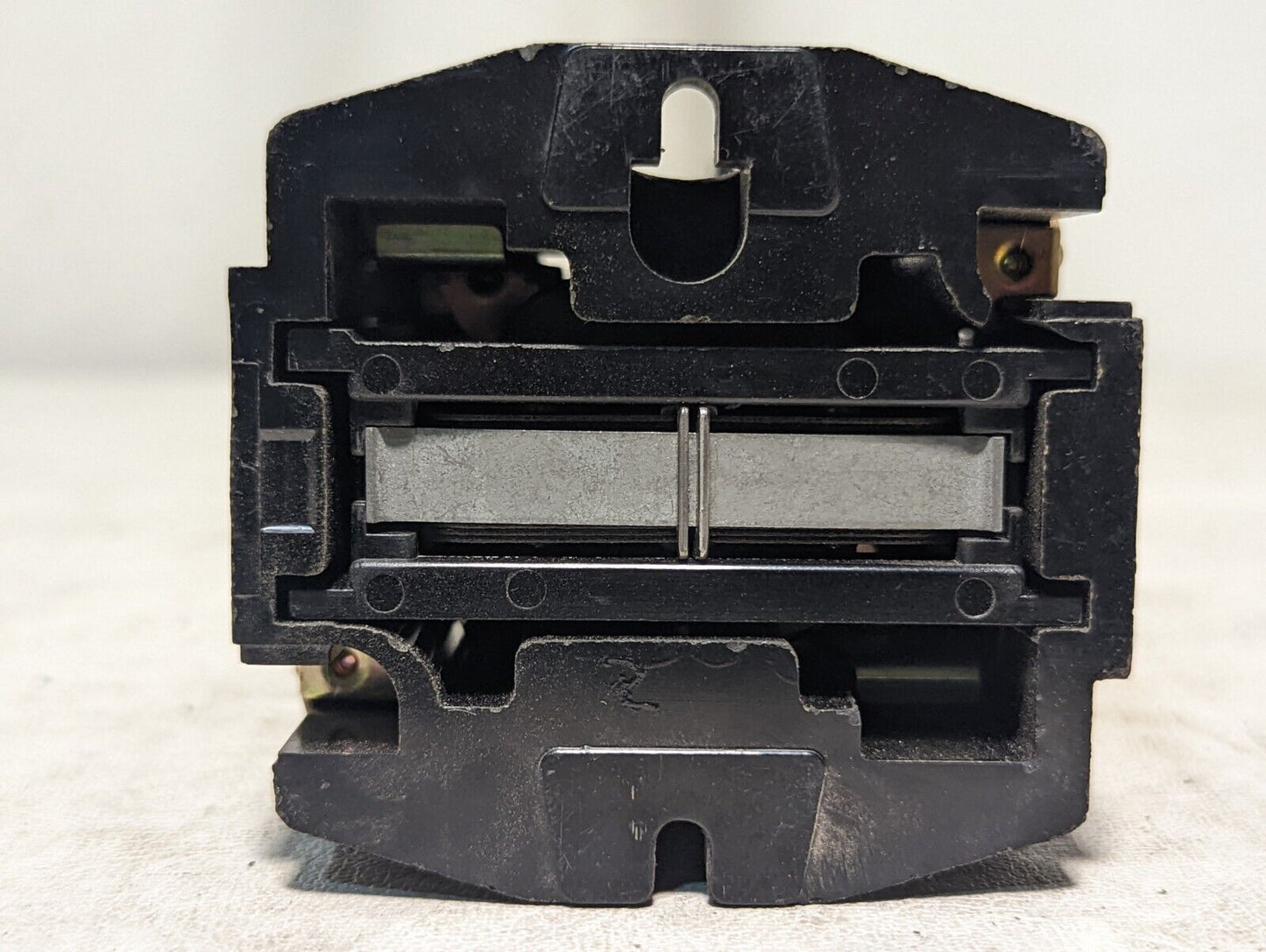 Square D 8501-G020 Control Relay, 110/120VAC coil