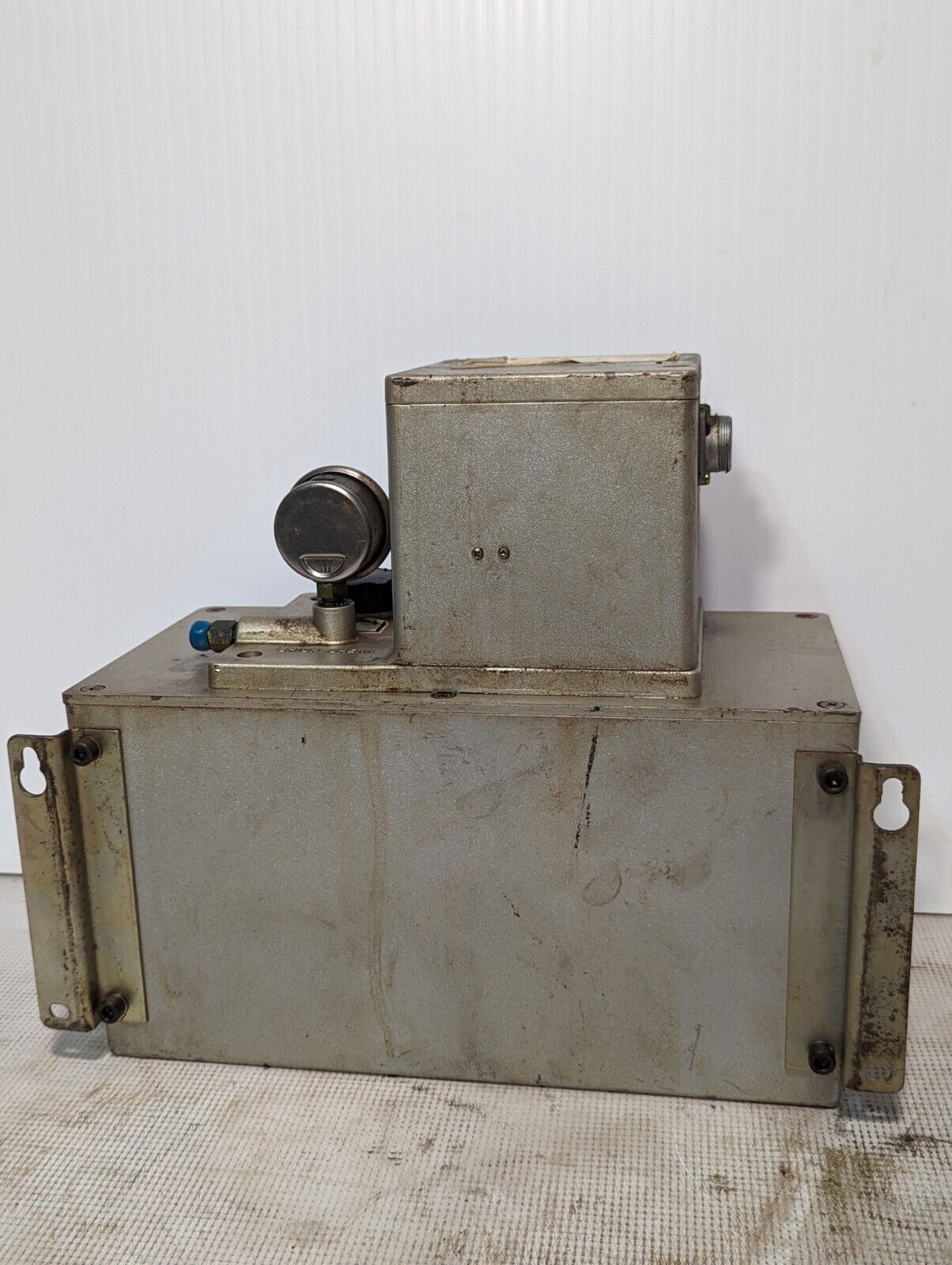 Yeong Dien YMGP-302FW-T6 Lubrication Pump, Discharge Pressure: 1~15kg/cm, 220vac