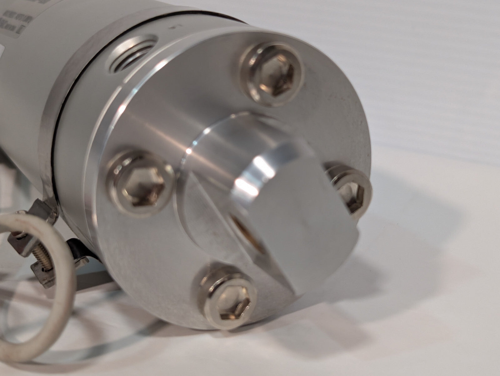 SMC Pneumatics NCDGBN63-0500 Air Cylinder NCDGBN63-0500-G5P, 145PSI