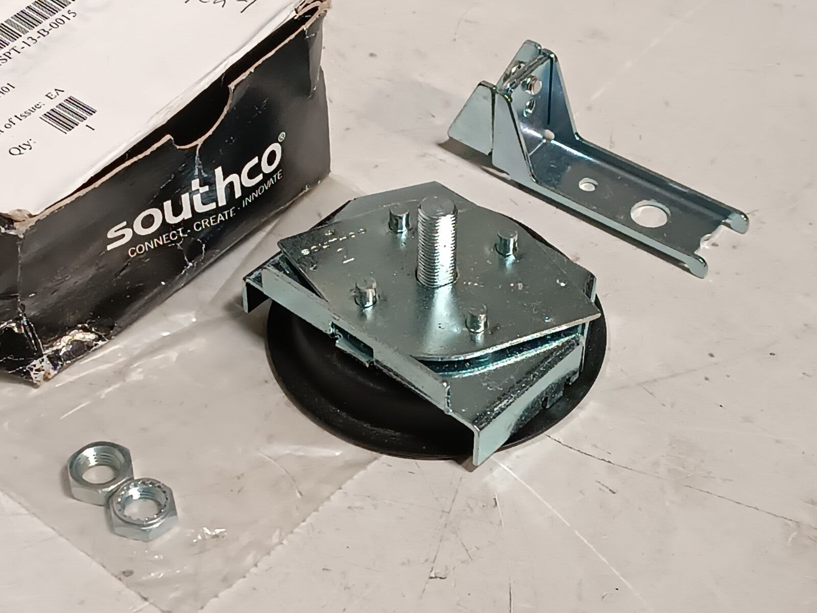 Southco 01-13-45 Flush Cam Cup Recessed Latch CCW Flat Handle, Black