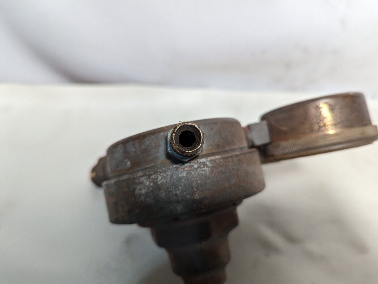 Victor ES60463 regulator, broken gauge