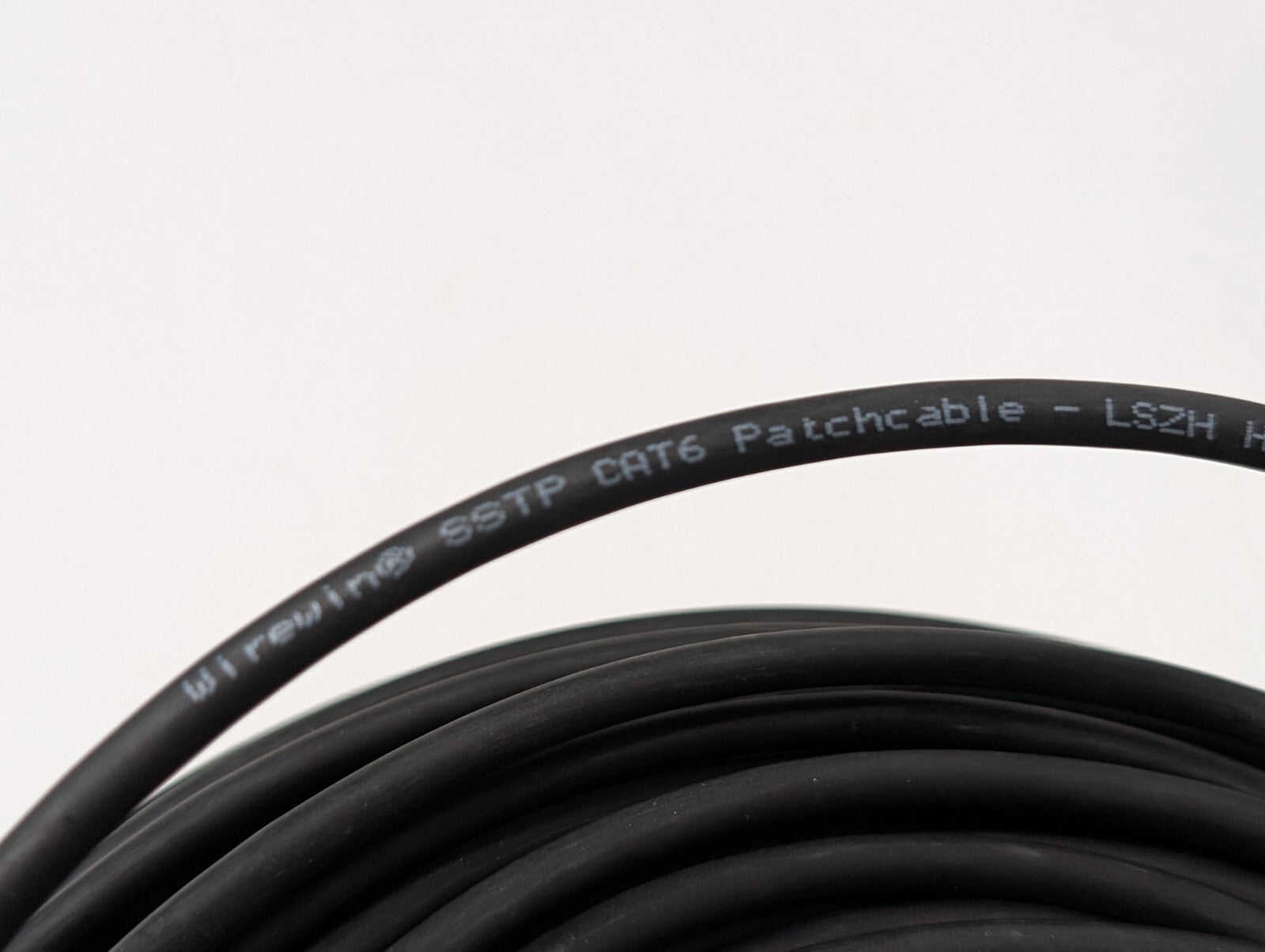 (4) Wirewin PKW-PIMP-KAT6 Weiss CAT6 Patch Cord, S/FTP, LSZH