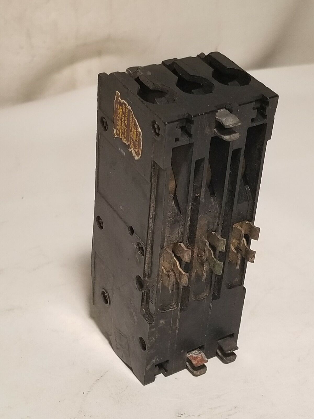 Square D Q13100, QI3100 100-Amp 3 Pole Circuit Breaker 100A 3P 240V