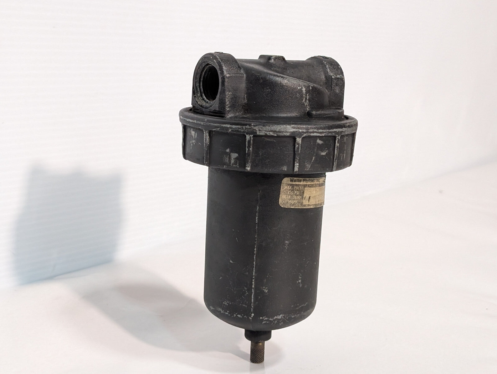 Watts Fluidair Air Filter Regulator, Max Pressure 250psi, Max Temp 150°F, Black