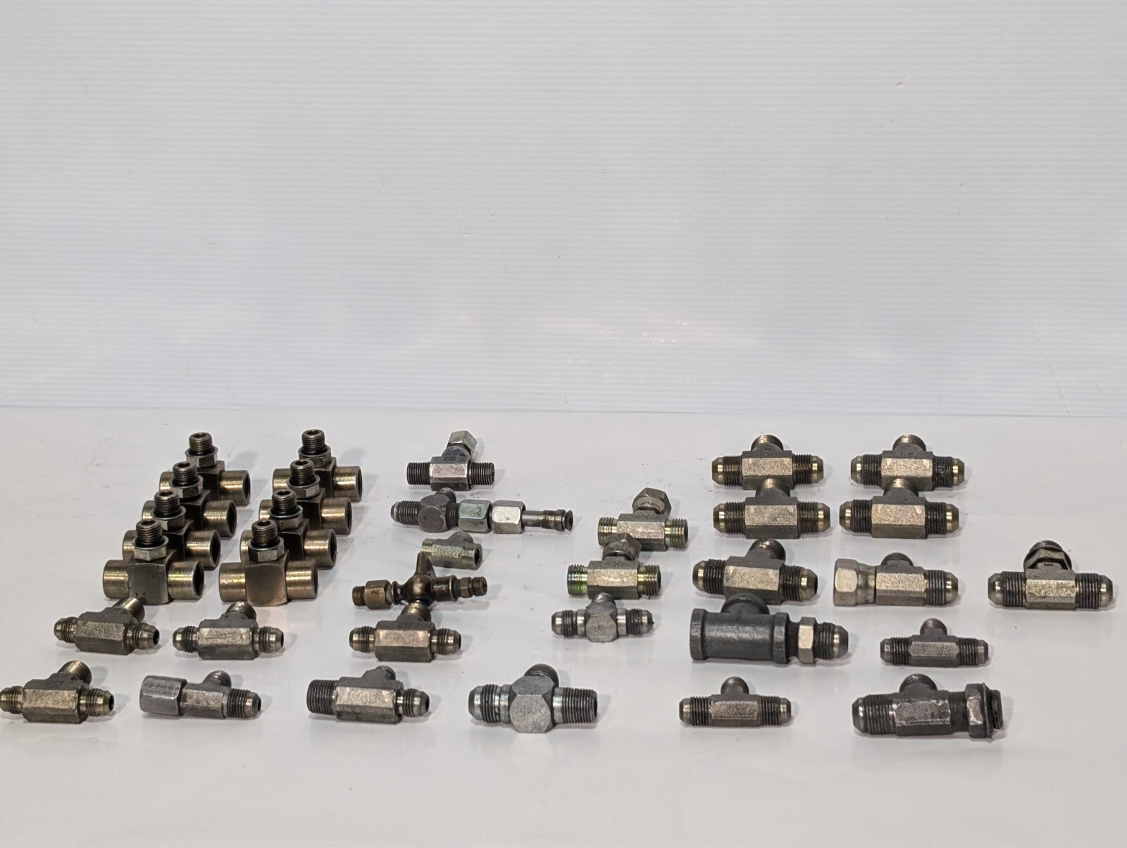 (33) Swivel Nut, Steel Flare, Compression Tee Branch Fittings