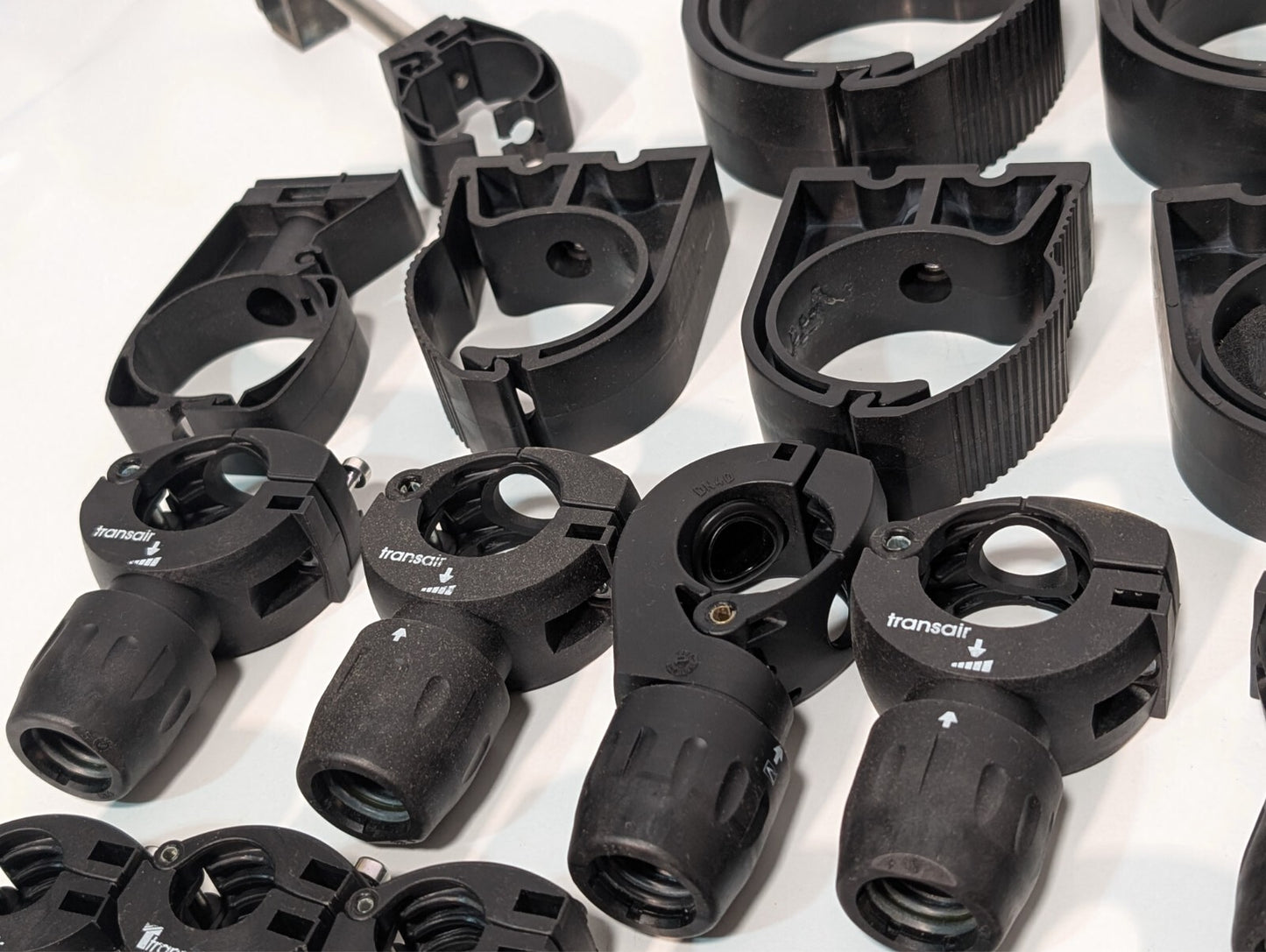 (80) Connectors for Pneumatic Aluminum Tubes Airnet Pipe Clamps Transair Outlets