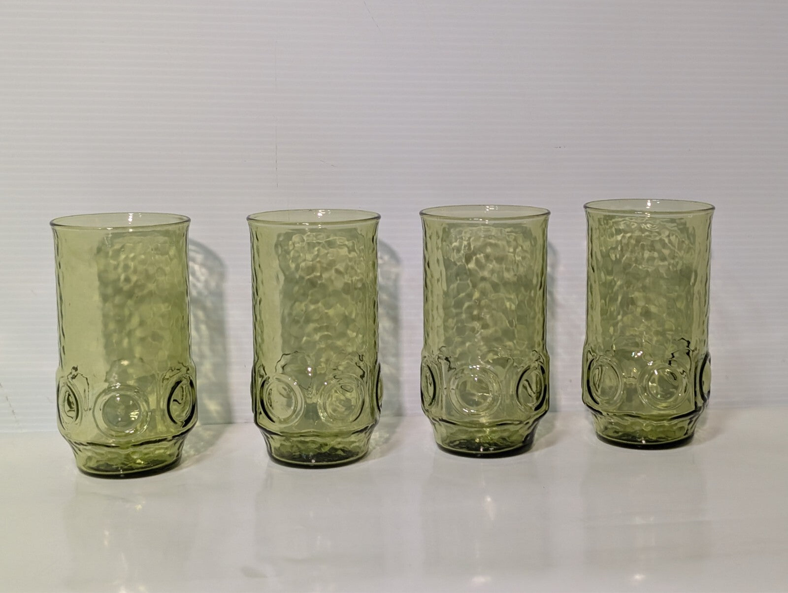 (4) Heritage Hill Green Avocado Hocking Drinking Glass Tumbler Circles Textured
