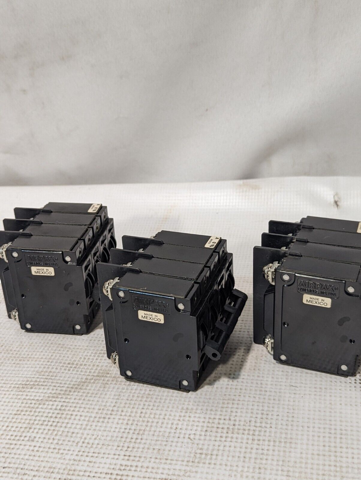 Airpax IELH1111-1-63F-25.0-E-01 Circuit Breaker, 25A, 277/480V, 4-pole