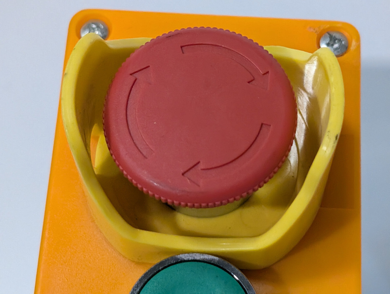 Yellow Industrial Push-Button Switch Control Box Emergency Stop Knob 3 Green