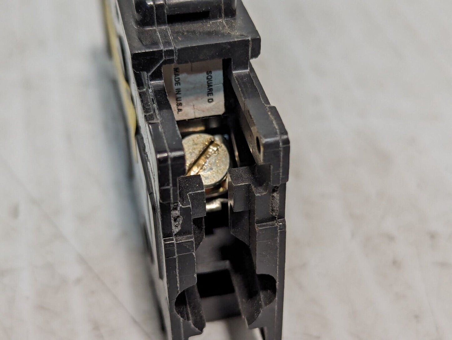 Square D QYU130 Thermal Magnetic Mini Circuit Breaker, 30A, 277v, 1-Pole