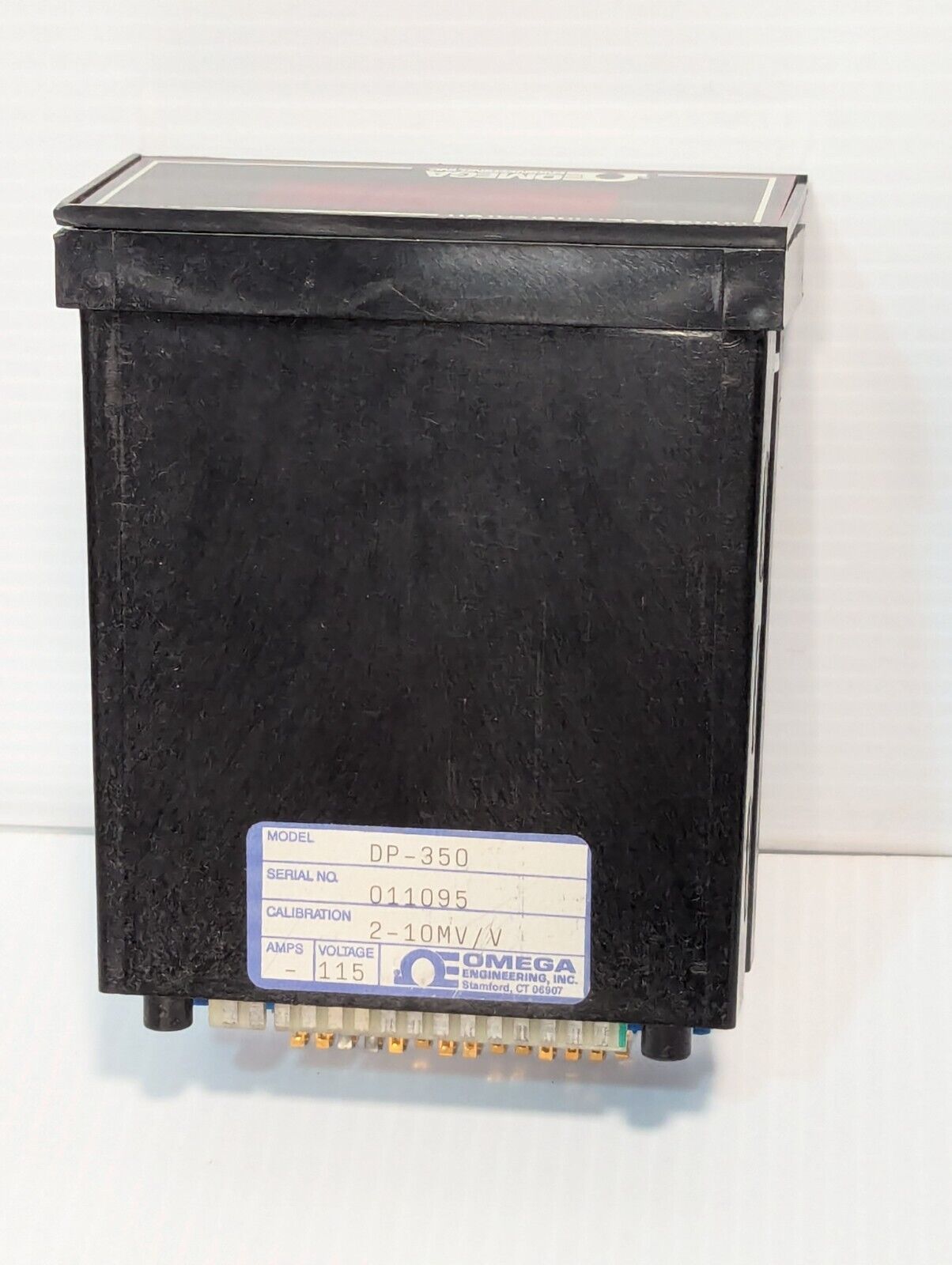 Omega DP-350 transducer indicator meter, 115V, 2-10MV/V calibration, four-digit