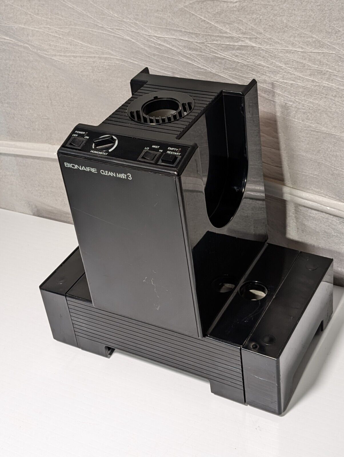 Bionaire Clean Mist CM-3 Vaporizer / Humidifier 1400 sqft 3 Gallon