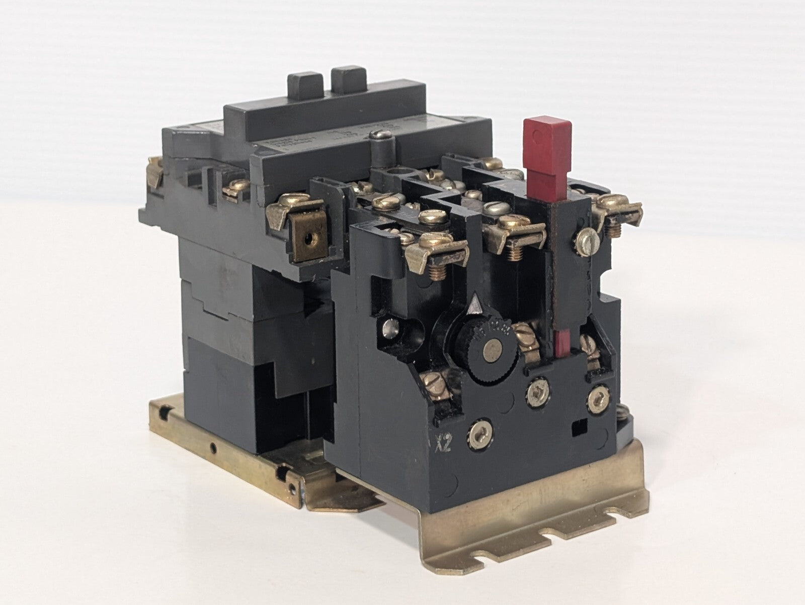 Westinghouse A200M0CAC Motor Starter, NEMA Size 0, Single or Polyphase, 3-Pole