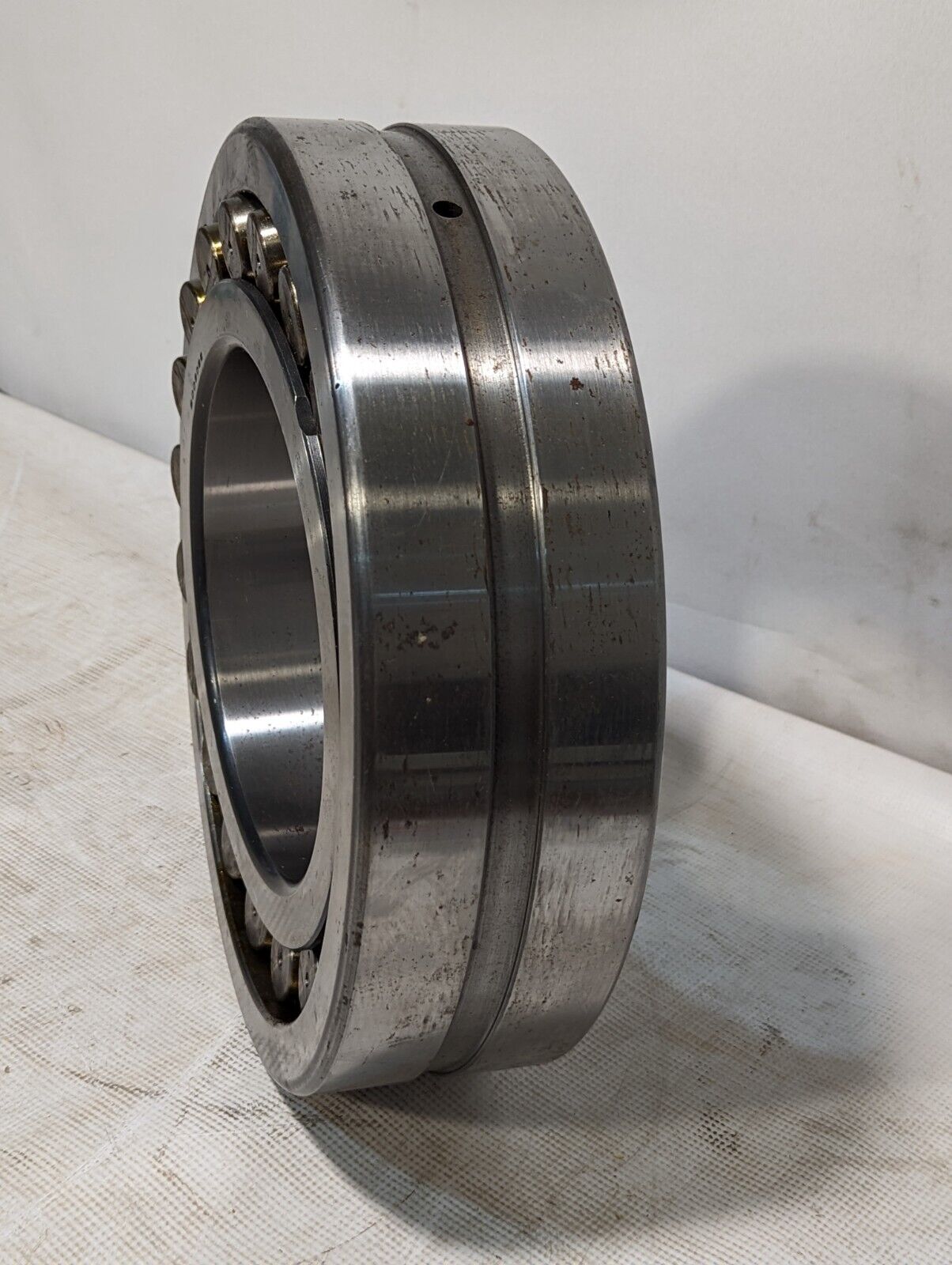 Torrington 200SD22 spherical roller bearing, spins freely