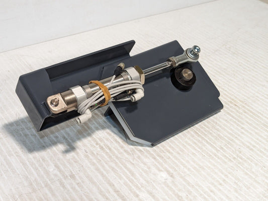 3915-13-000-5855 166K356G01 Tray Stop Assembly - Free Shipping