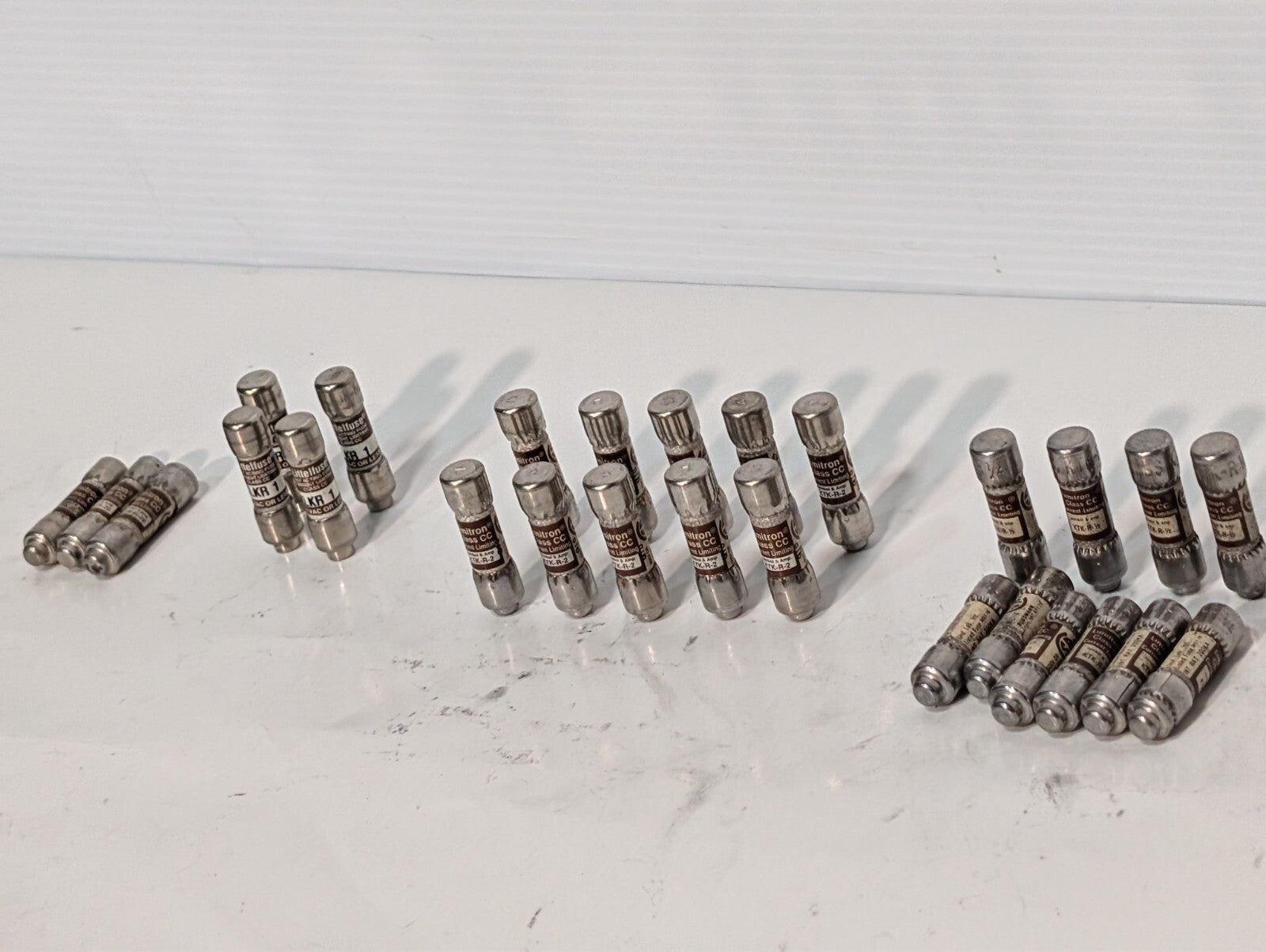 (27) Limitron KTK and KLKR Fuses, KLKR 1, KTK-R-2, KTK-R-1/2, KTK-R-20