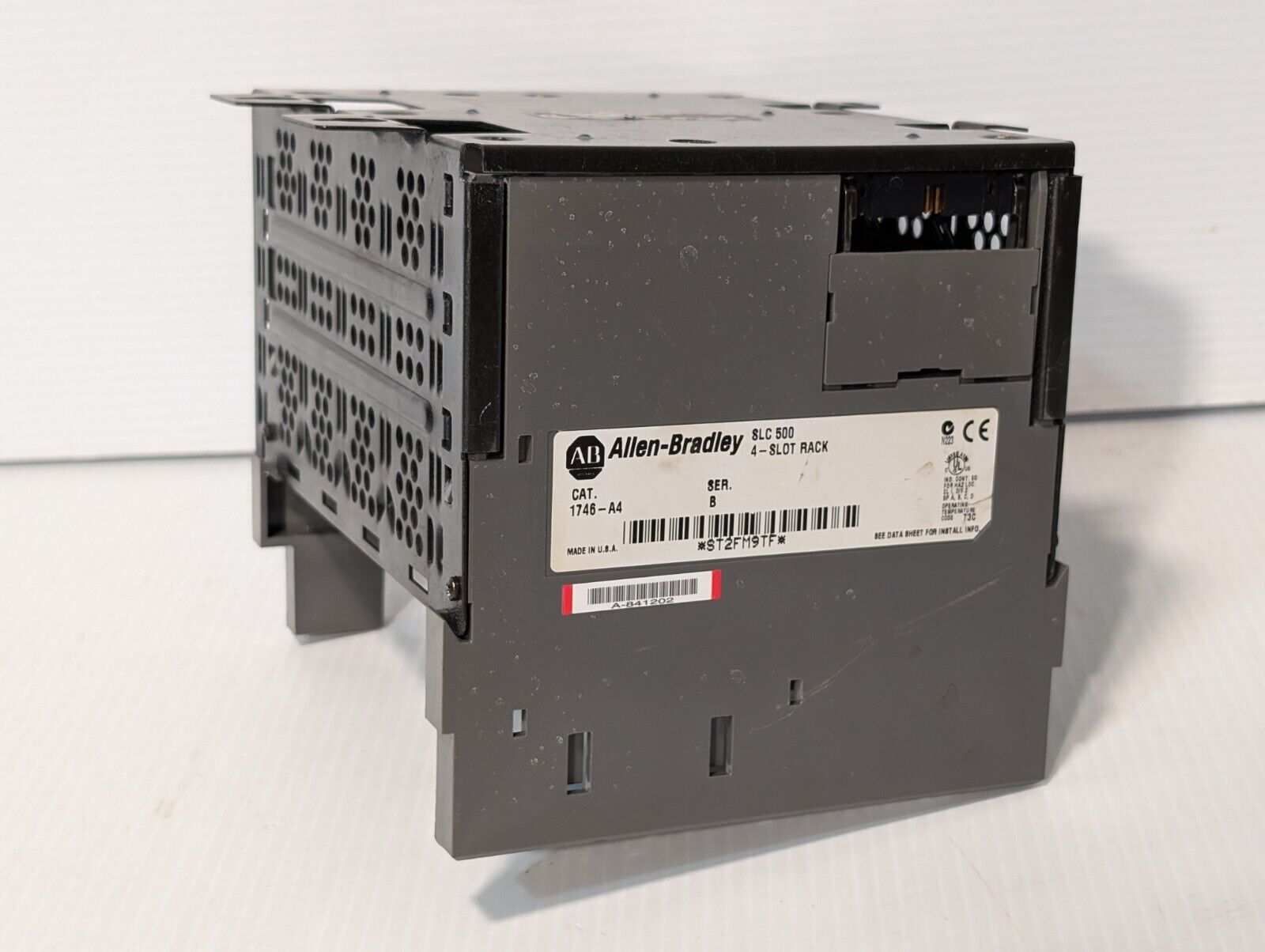Allen Bradley 1746-A4 Series B 4 Slot Chassis Rack, SLC 500 - Free Shipping