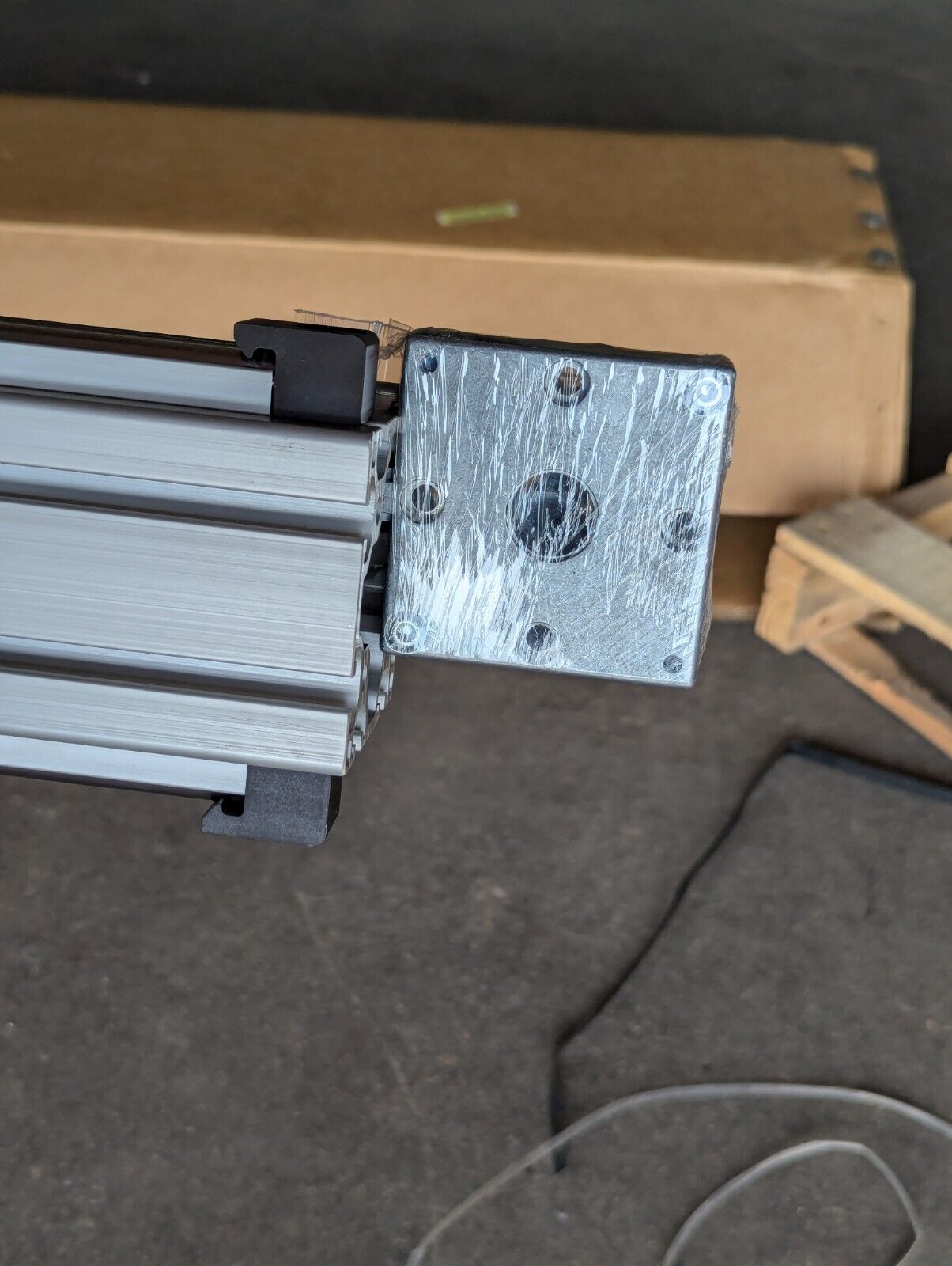 Macron 11237D01 Linear Rail Actuator 3040-13-000-1632 - Free Shipping+Returns