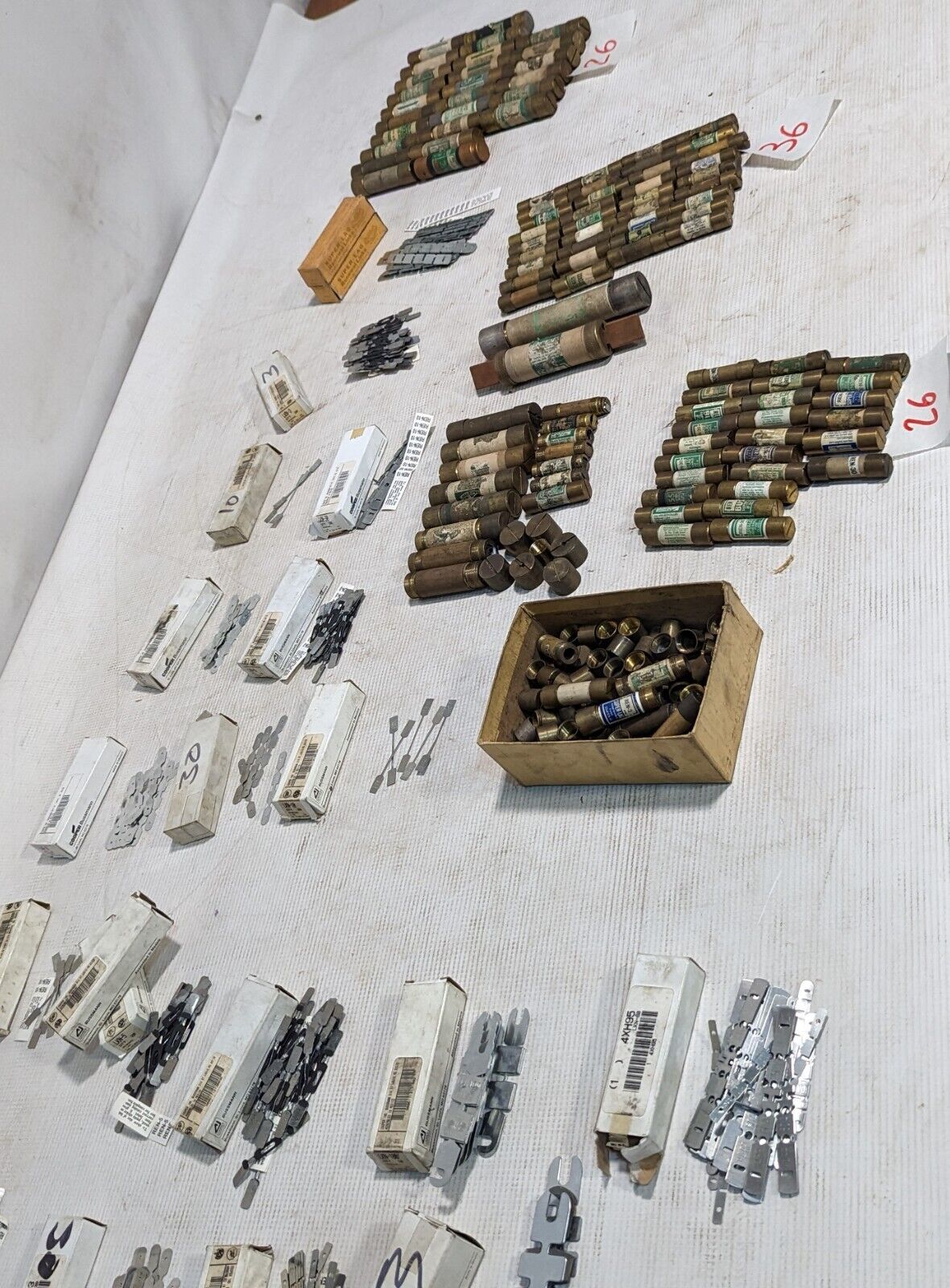 Large lot of Bussmann renewable fuses and links as pictured, REN3, REN30, REN60